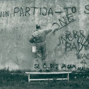 Tomislav Gotovac: Degraffiting, 1990, Courtesy Collection Sarah Gotovac, Tomislav Gotovac Institute, Zagreb Tomislav Gotovac: Degraffiting, 1990, Courtesy Collection Sarah Gotovac, Tomislav Gotovac Institute, Zagreb