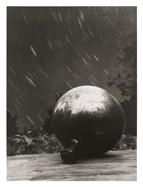 Ulrich Lindner, Unverwandt III, aus dem Zyklus »Unverwandt« Fotomontage, montiert auf Karton 80x65 cm, 2004 Ulrich Lindner, Unverwandt III, aus dem Zyklus »Unverwandt« Fotomontage, montiert auf Karton 80x65 cm, 2004